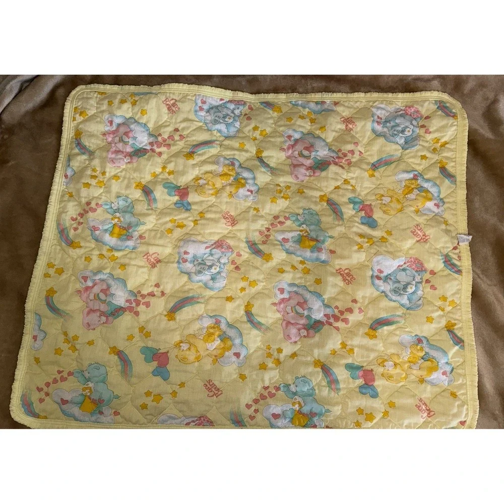 Vintage Care Bears Quilt Yellow 1983 Comforter Coverlet Curity